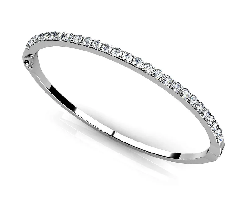 Classic Diamond Bangle with 2.03 ct.(finished) 2.7mm