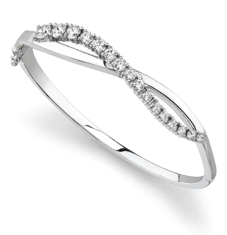 Curved Accent Diamond Journey Bangle Diamond  with 2.05 ct.(finished)