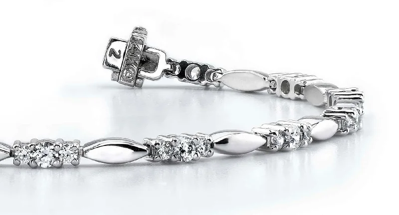 Elliptical Link Diamond Bracelet with 3.08 ct.(finished) 2.5mm, 3.5mm