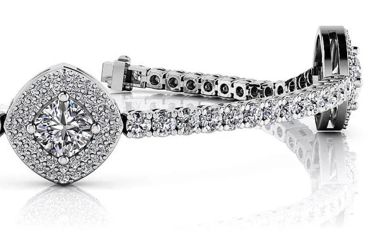 Posh Diamond Bracelet With Modern Accents Diamond with 3.67 ct.(finished) 1mm, 2.2mm, 4mm