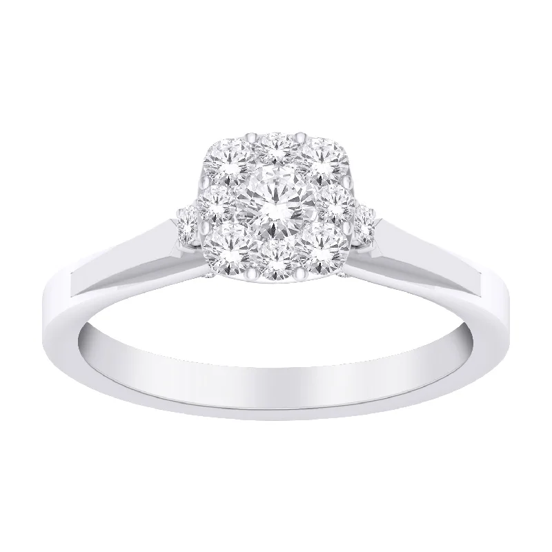 10K white gold 0.60 CTw DIAMOND ENGAGEMENT RING