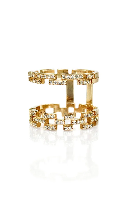 Open Brick 18K Gold Ring w. Diamonds