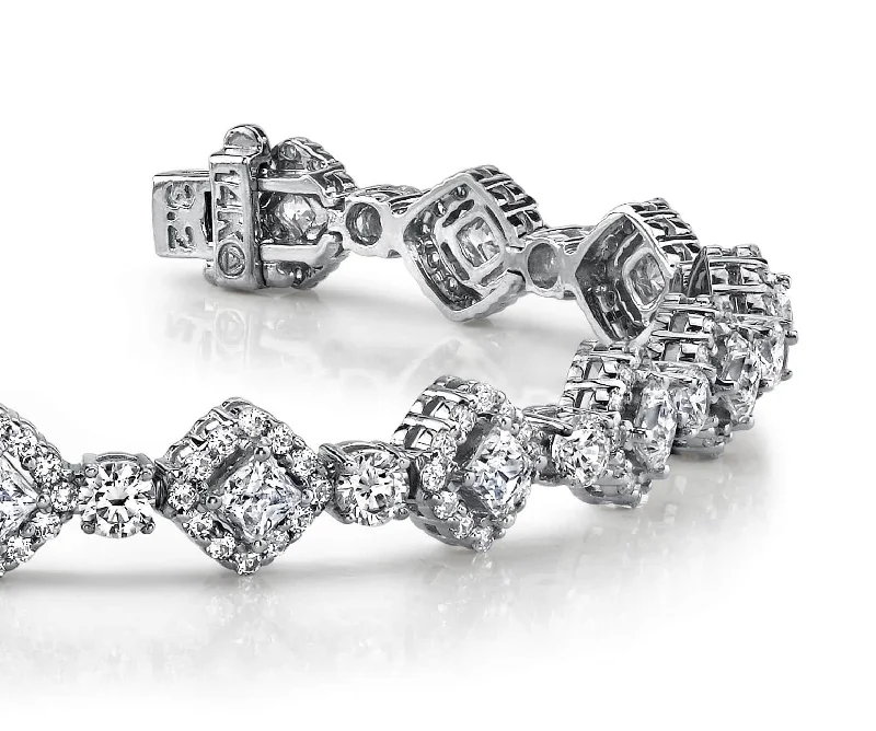 Spotlight Princess Cut Diamond Bracelet with 5.74 ct.(finished) 1.2mm, 2.5mm, 2.7mm