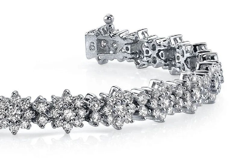 Starburst Red Carpet Diamond Bracelet with 5.10 ct.(finished) 1.5mm, 1.75mm, 2.25mm