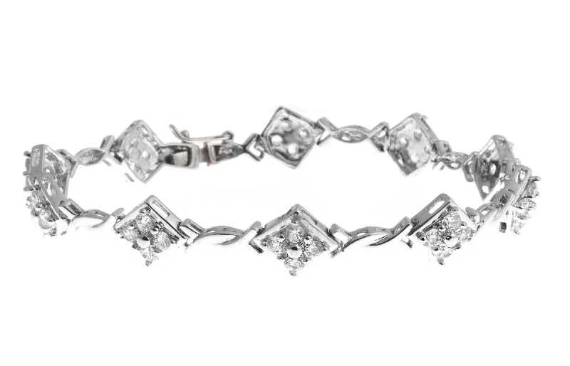 18ct White Gold Stone Set Bracelet (13.5g) LBR-1117