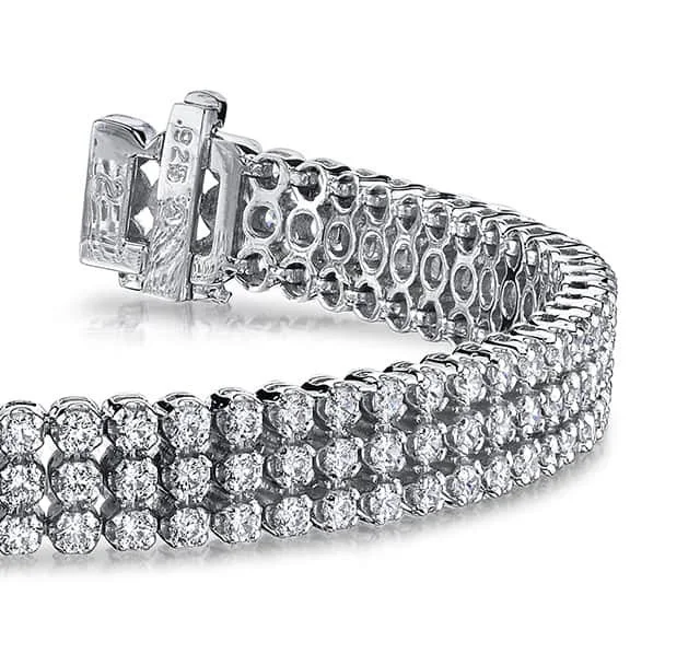 Triple Strand Diamond Bracelet with 5.30 ct.(finished) 1.8mm